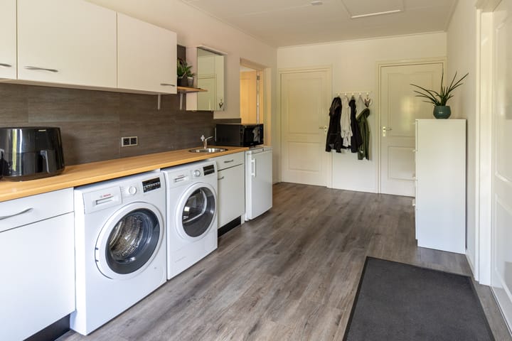 Photo 17 of Prins Bernhardstraat 40