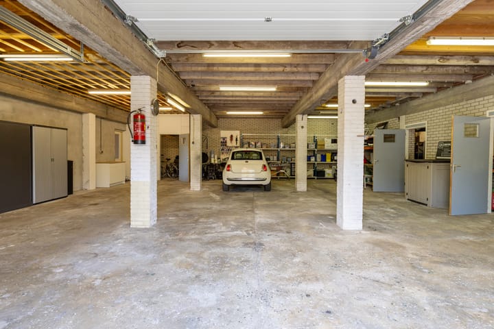 Photo 31 of Prins Bernhardstraat 40