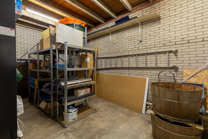 Photo 33 of Prins Bernhardstraat 40