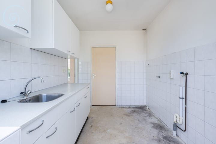 Photo 8 of Lauwerijnstraat 17