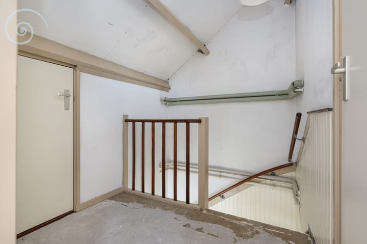 Photo 11 of Lauwerijnstraat 17