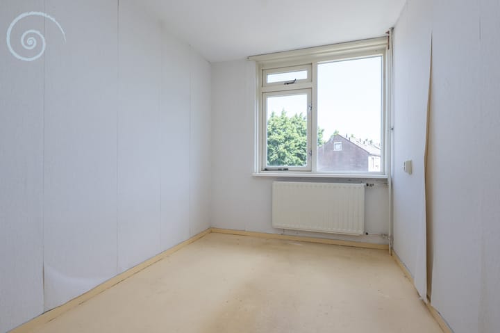 Photo 14 of Lauwerijnstraat 17