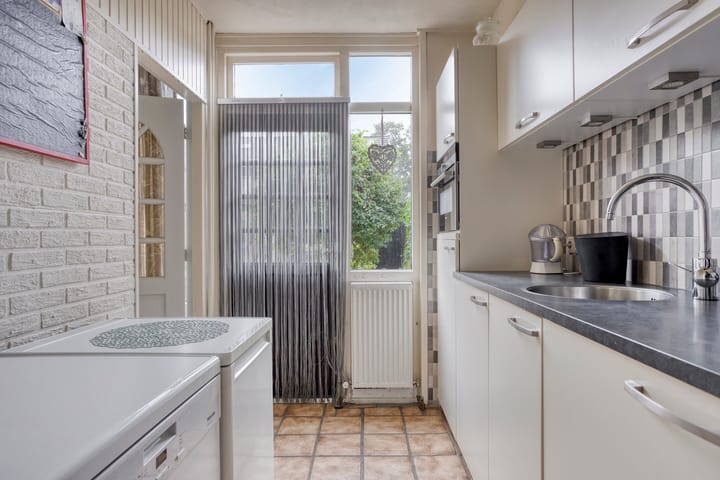 Foto 11 van Kouwenaarsweg 13