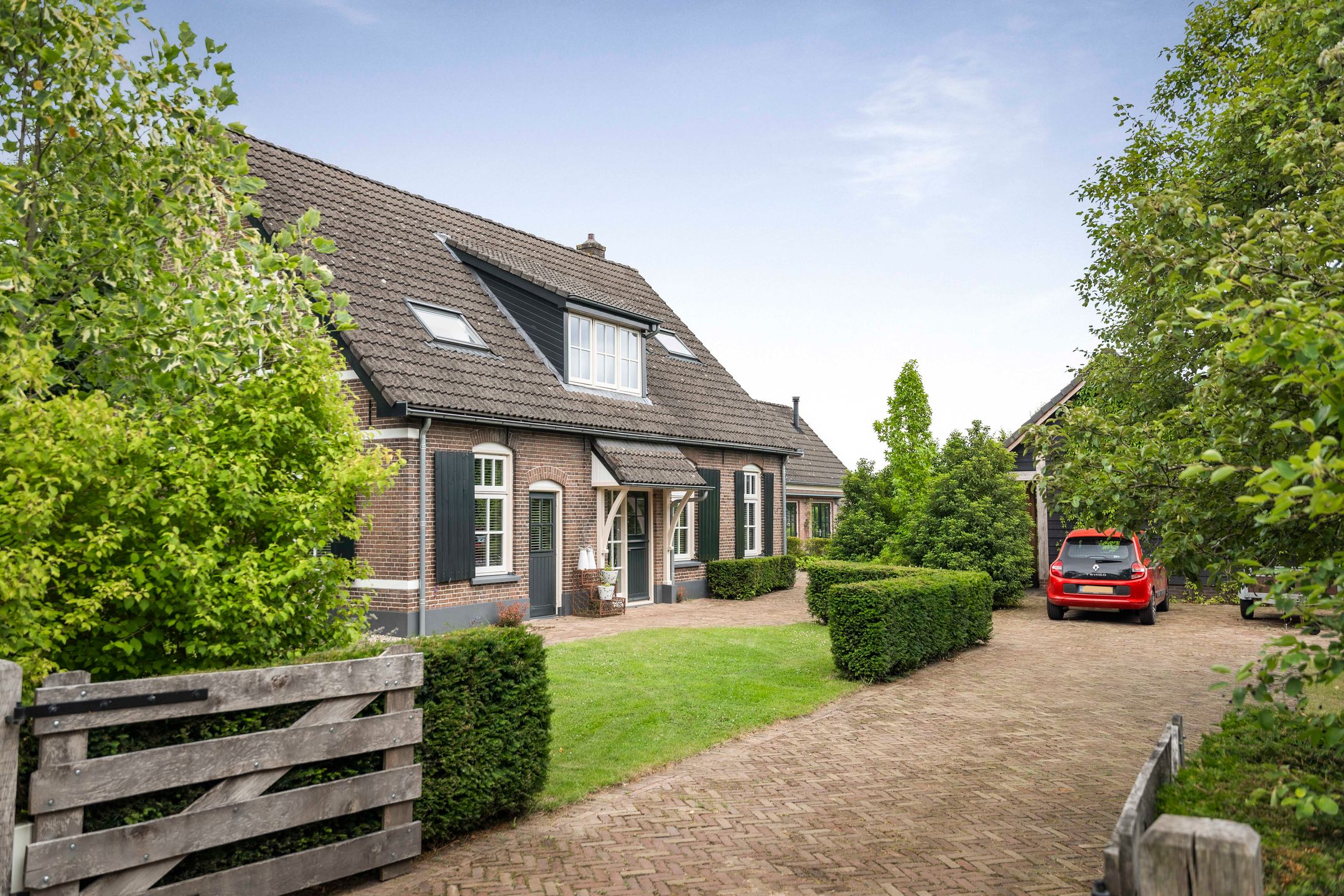 Foto 78 van Burgemeester van der Feltzweg 98