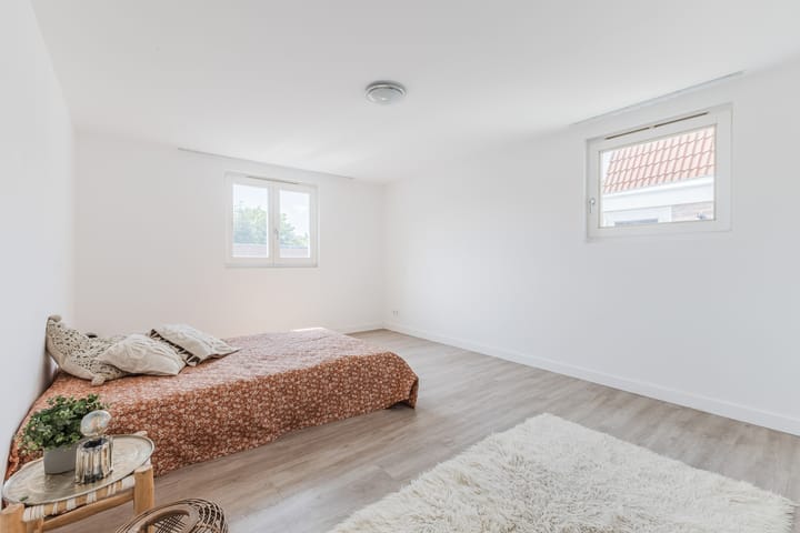 Foto 11 van Pastoor van Arslaan 5-A