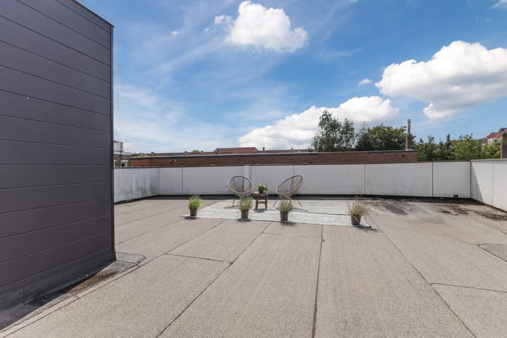 Foto 19 van Pastoor van Arslaan 5-A