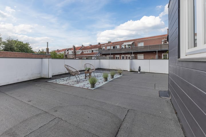 Foto 21 van Pastoor van Arslaan 5-A