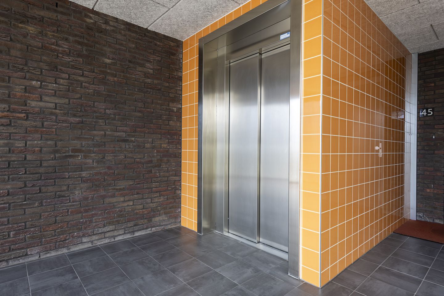 Foto 10 van Catharina-Amaliahof 43