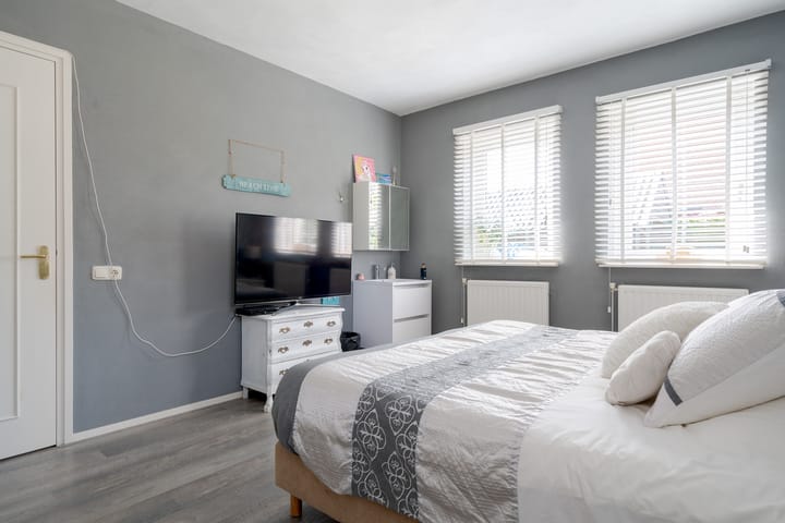 Foto 24 van Roessinghkamplaan 16