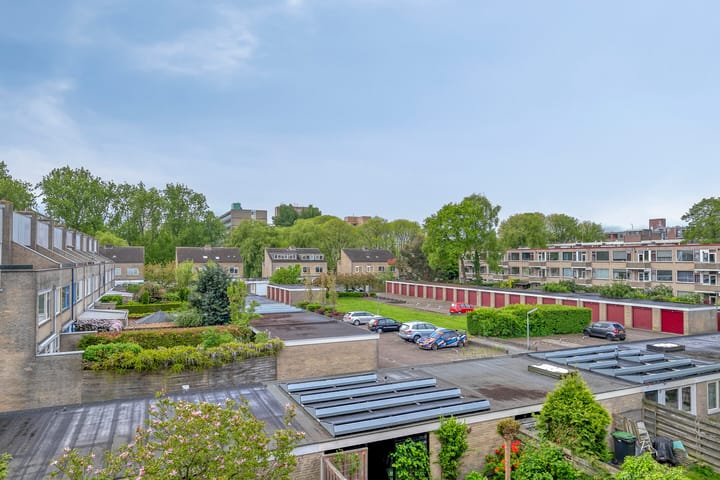 Photo 19 of Kometenstraat 38