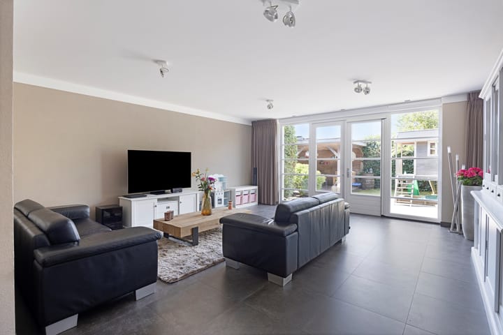 Foto 10 van Karel van Ginkelstraat 6