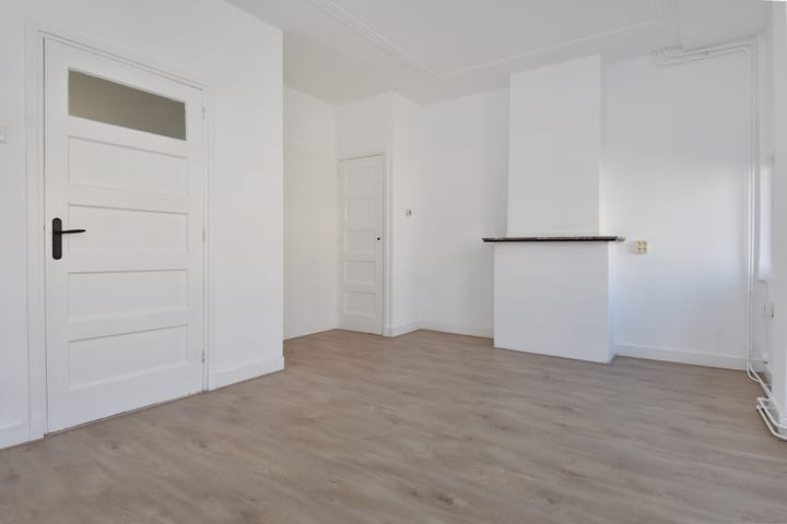 Foto 6 van Rhenenstraat 120