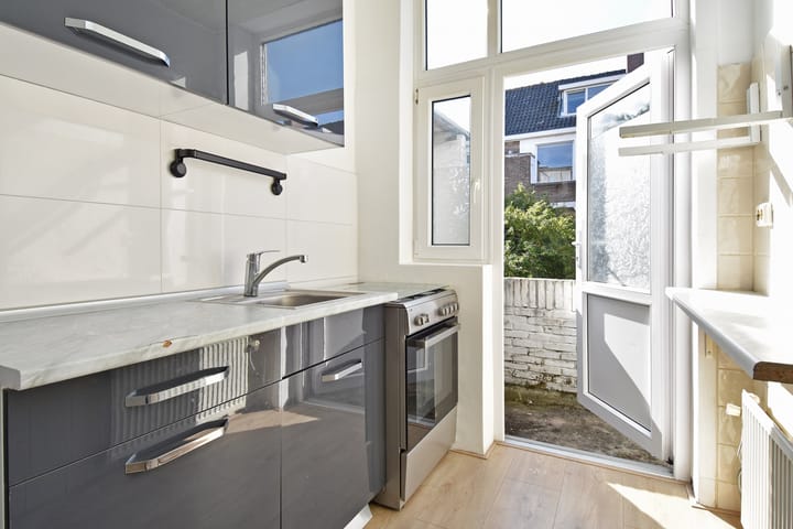 Foto 10 van Rhenenstraat 120