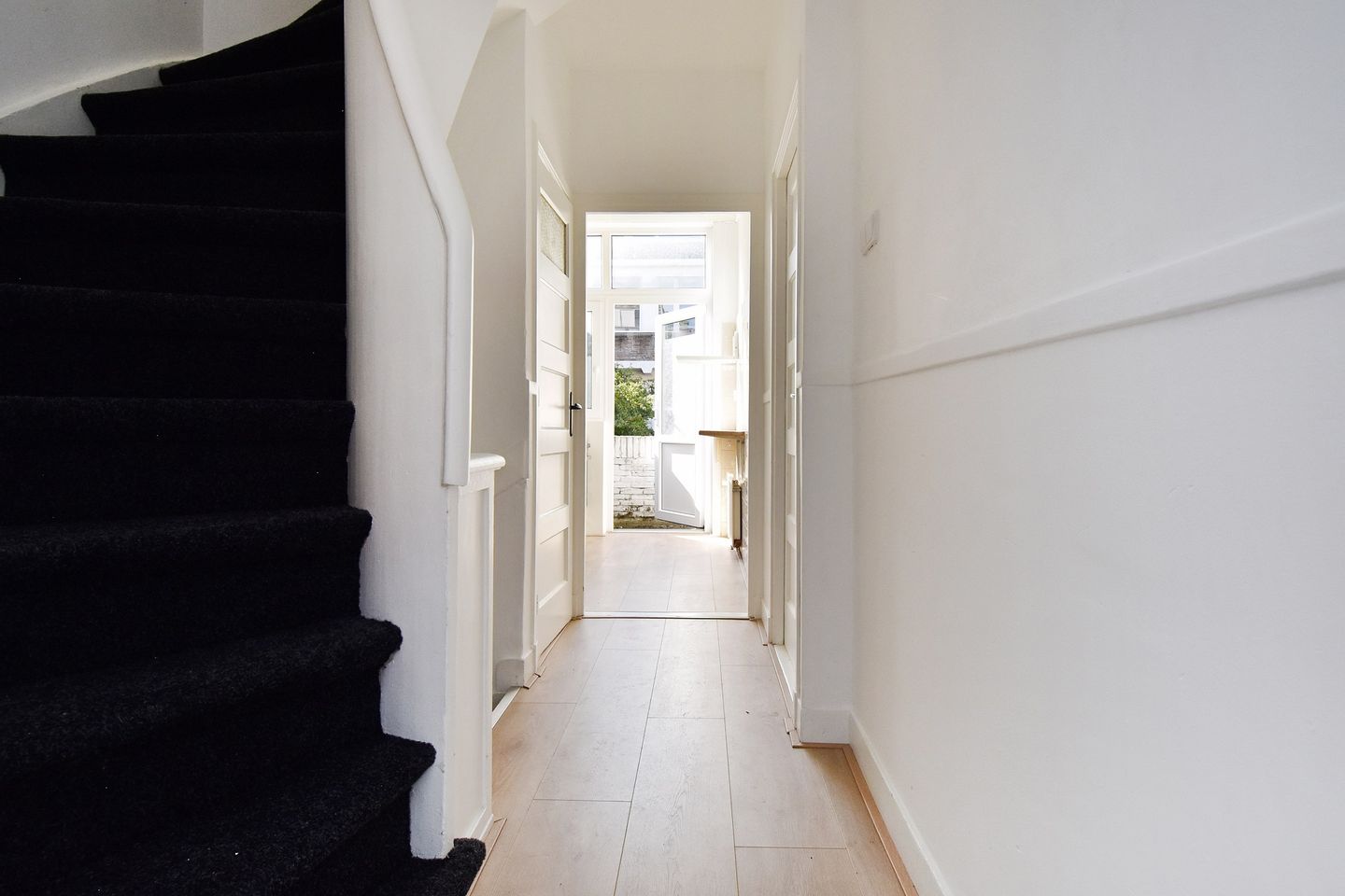 Photo 20 of Rhenenstraat 120