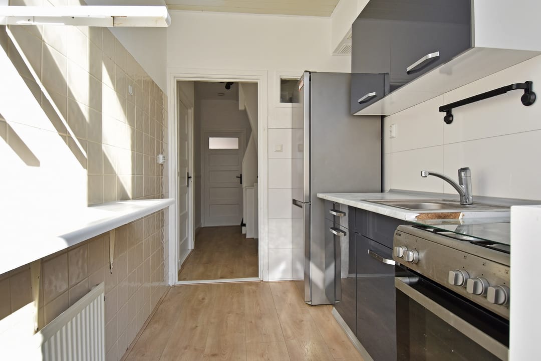 Photo 11 of Rhenenstraat 120