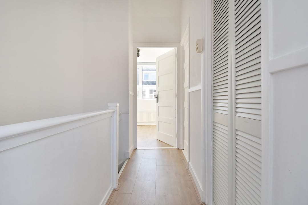 Photo 22 of Rhenenstraat 120