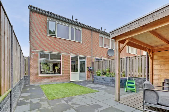 Foto 30 van Koolzaadhof 105