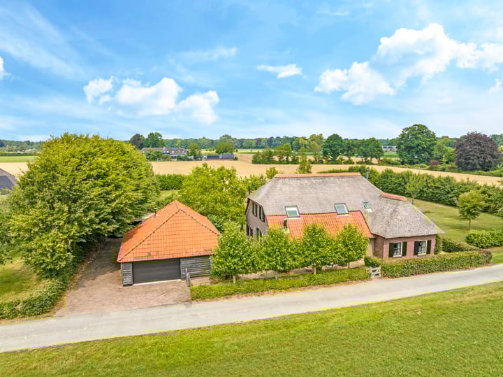 Photo 3 of Groeneweg 8