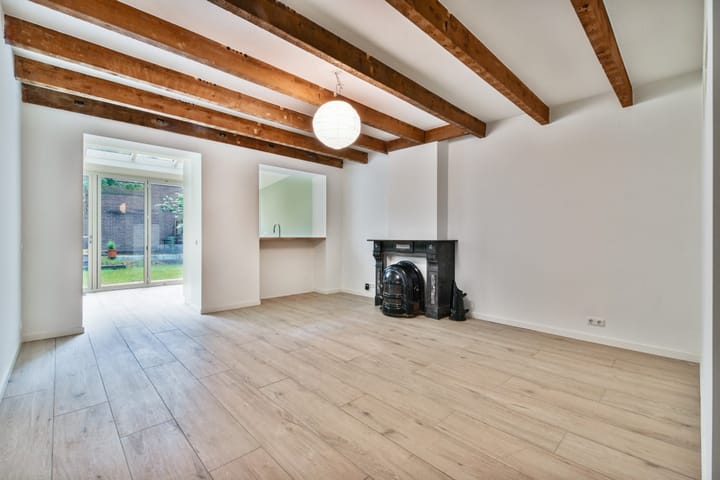 Photo 4 of Ruyschstraat 12-A