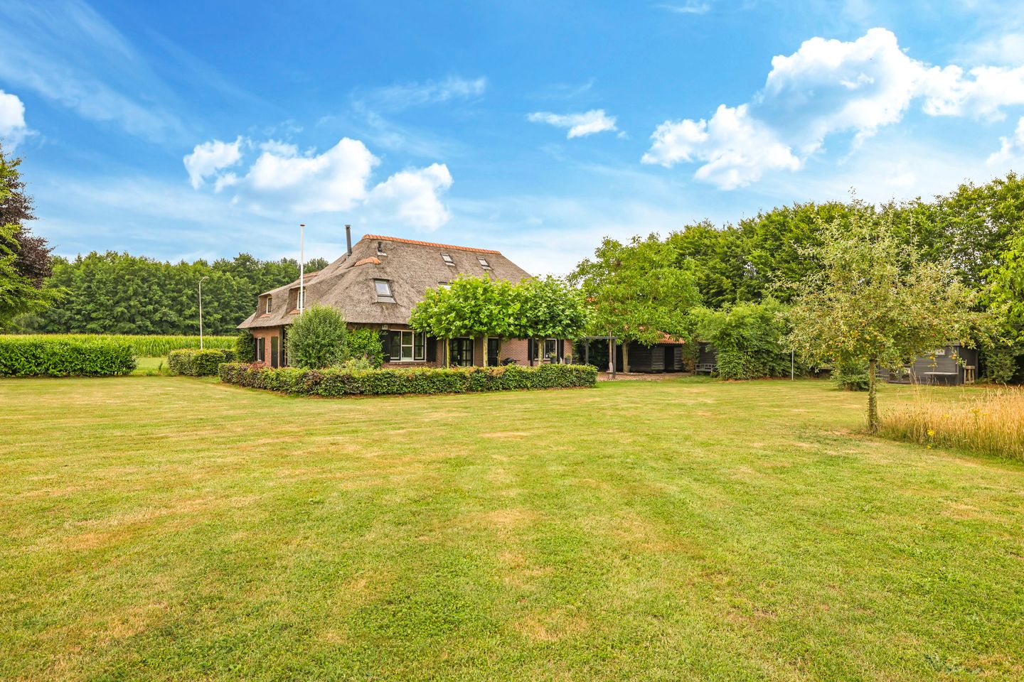 Photo 85 of Groeneweg 8