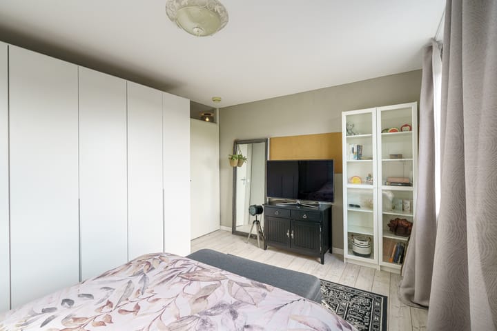 Foto 14 van Versteegstraat 17