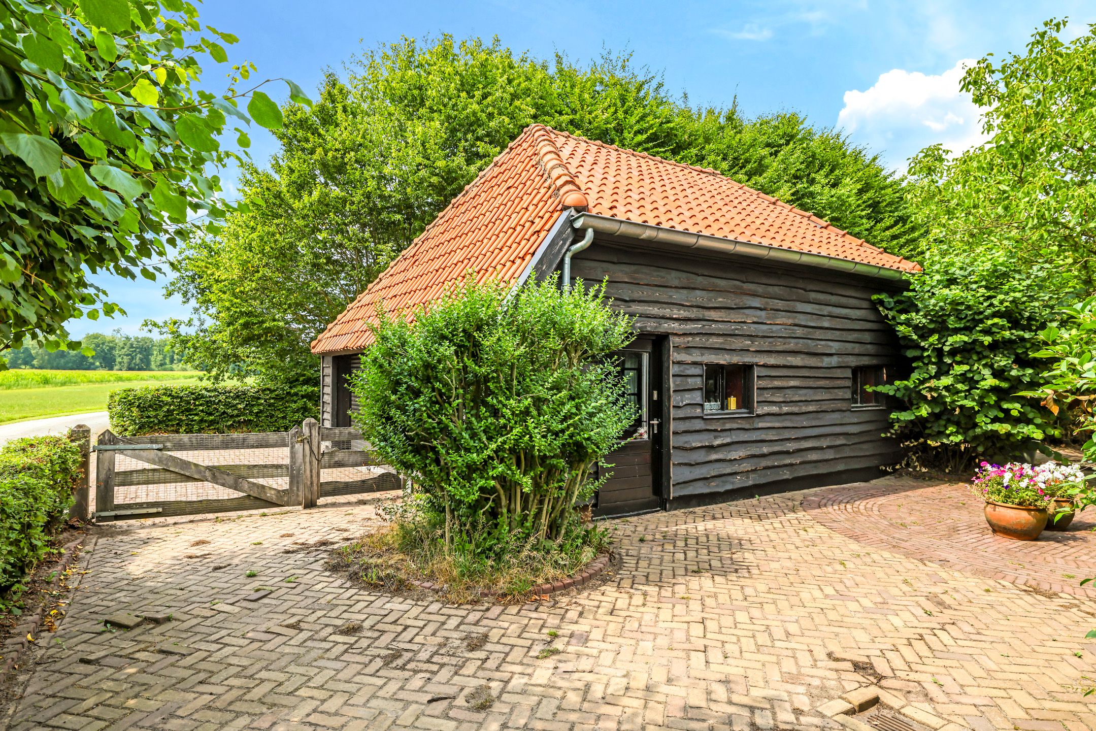 Photo 99 of Groeneweg 8