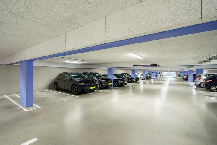 Foto 24 van Versteegstraat 17