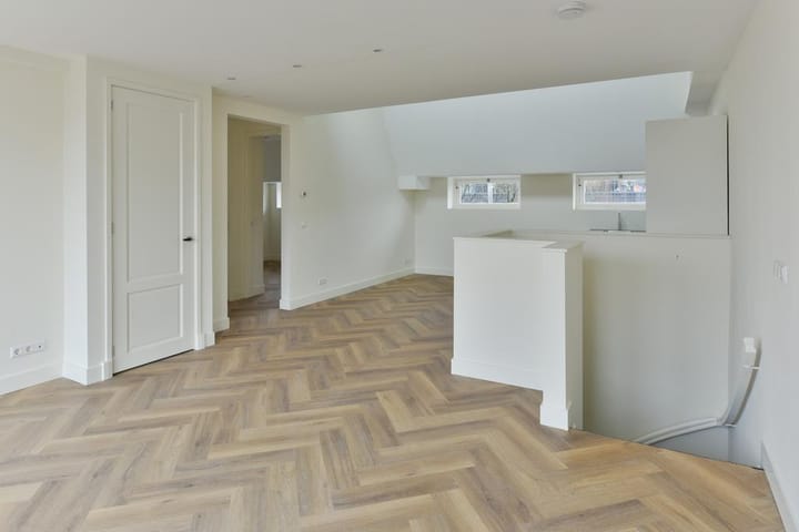 Photo 7 of Geulstraat 26-4