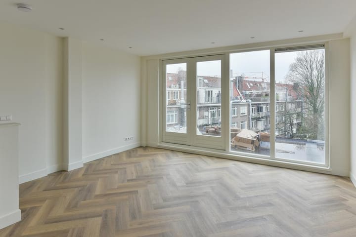 Photo 8 of Geulstraat 26-4