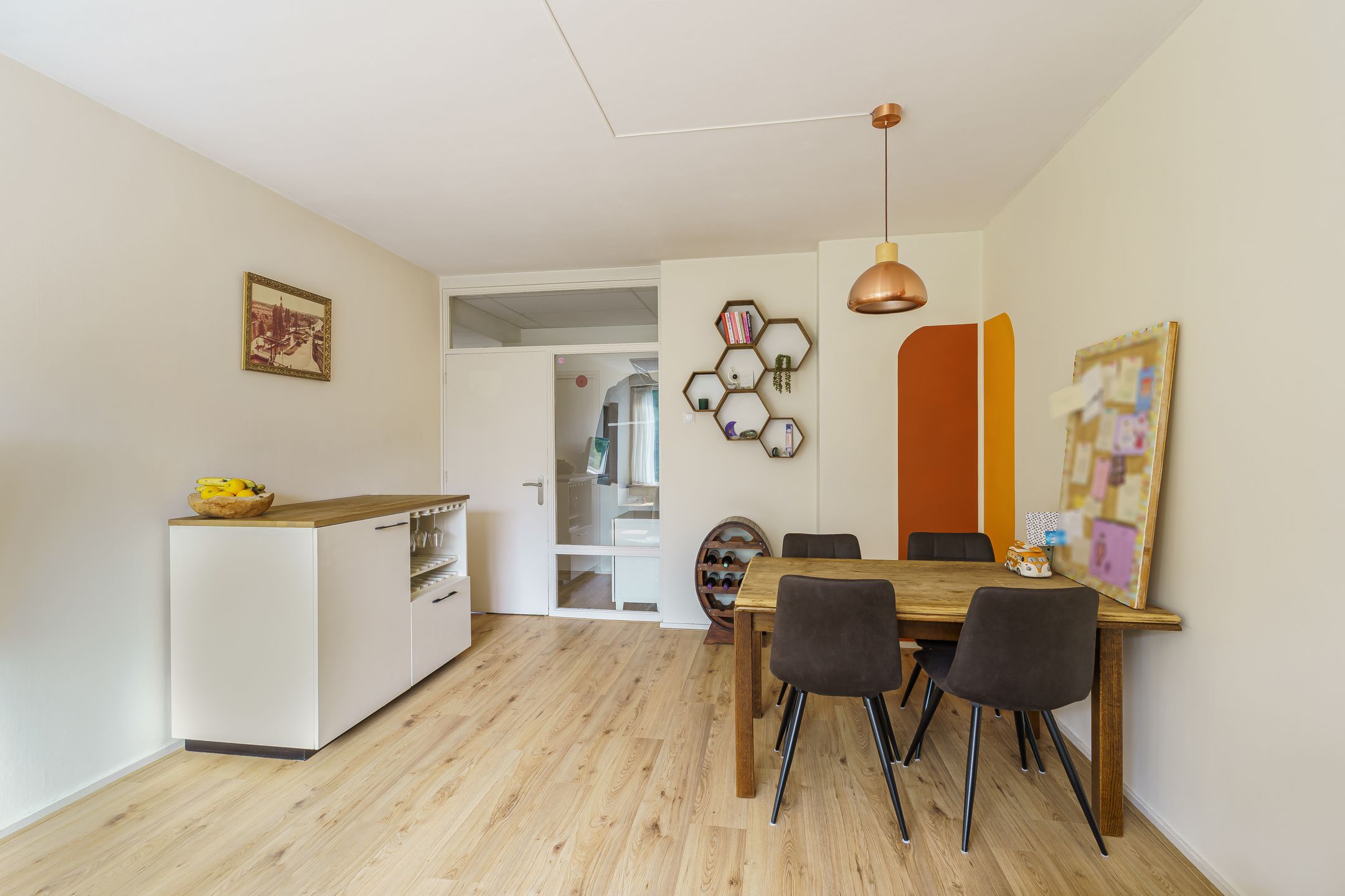 Foto 12 van Burgemeester Caan van Necklaan 564