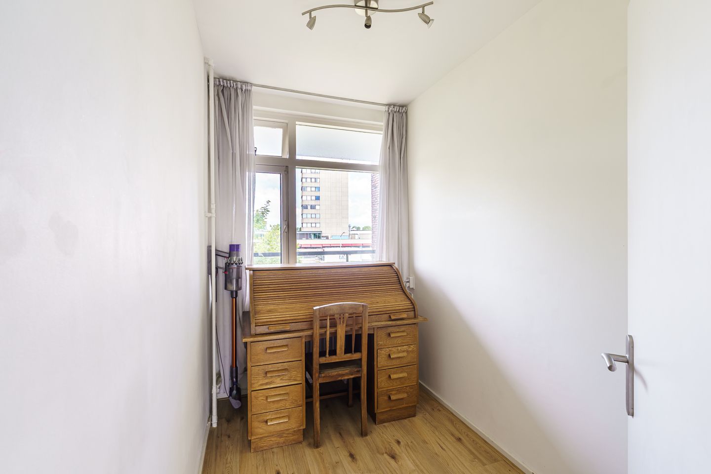 Foto 19 van Burgemeester Caan van Necklaan 564