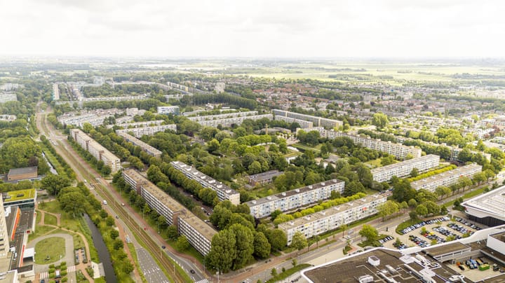 Foto 25 van Burgemeester Caan van Necklaan 564