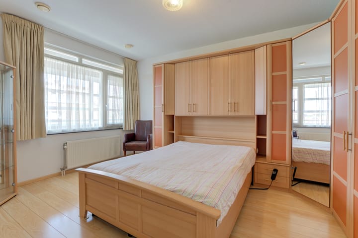 Foto 14 van Generaal Maczekstraat 147