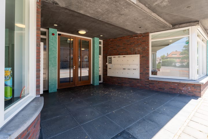 Foto 27 van Generaal Maczekstraat 147