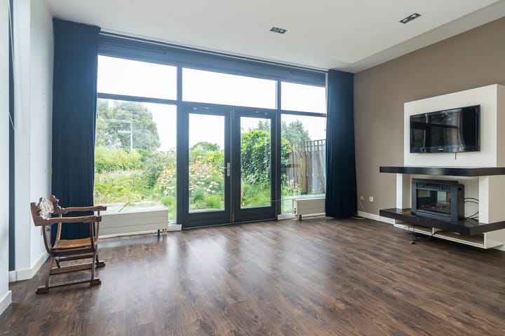 Foto 15 van Waterbiesweg 56