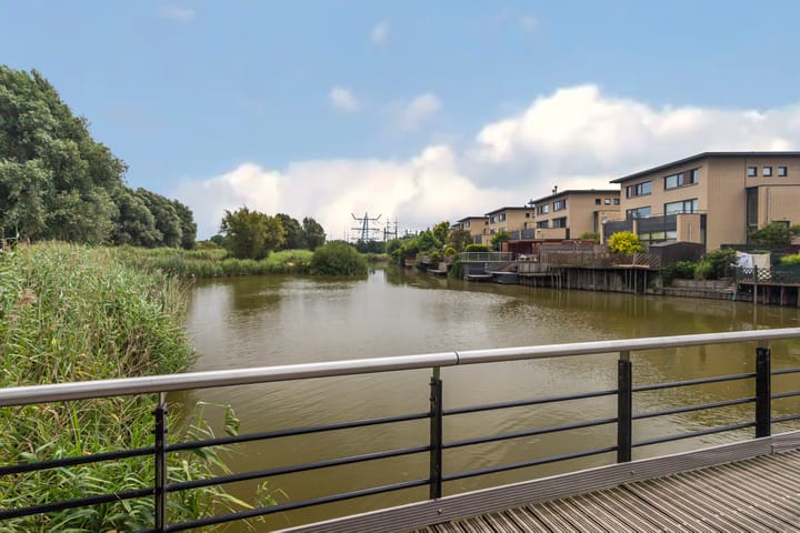 Foto 35 van Waterbiesweg 56