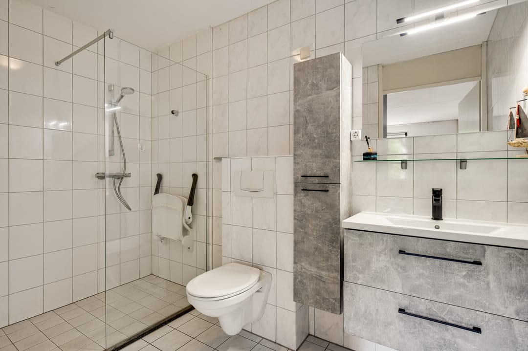 Photo 11 of Scheerderstraat 17