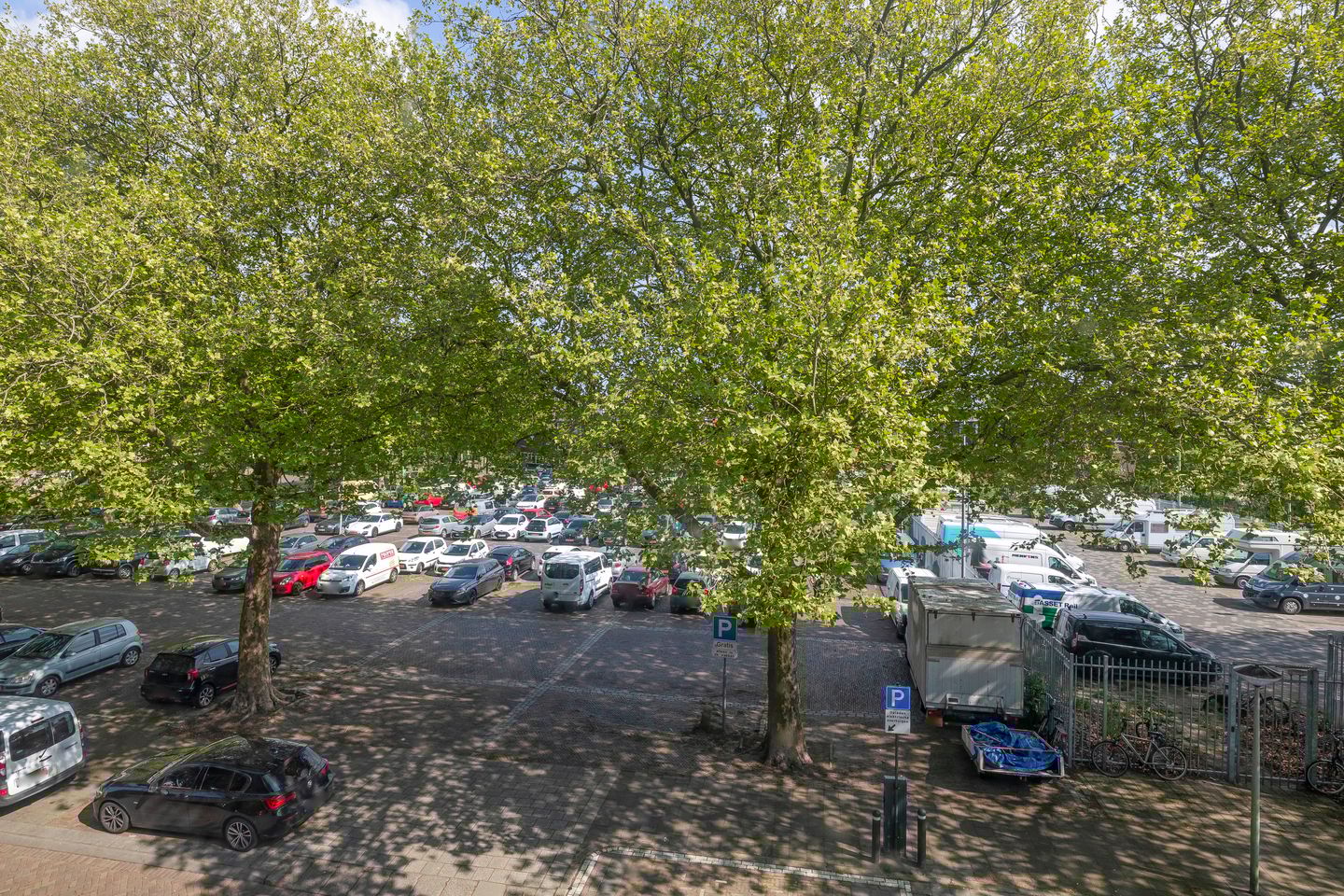 Foto 20 van dr. Abraham Kuyperstraat 77