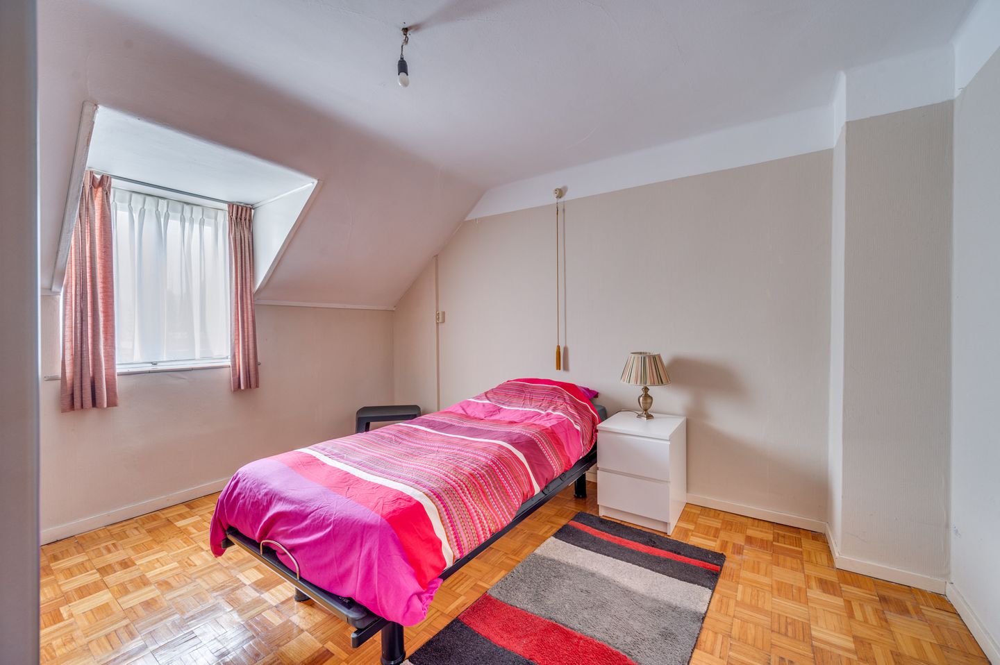 Foto 19 van Maasstraat 27