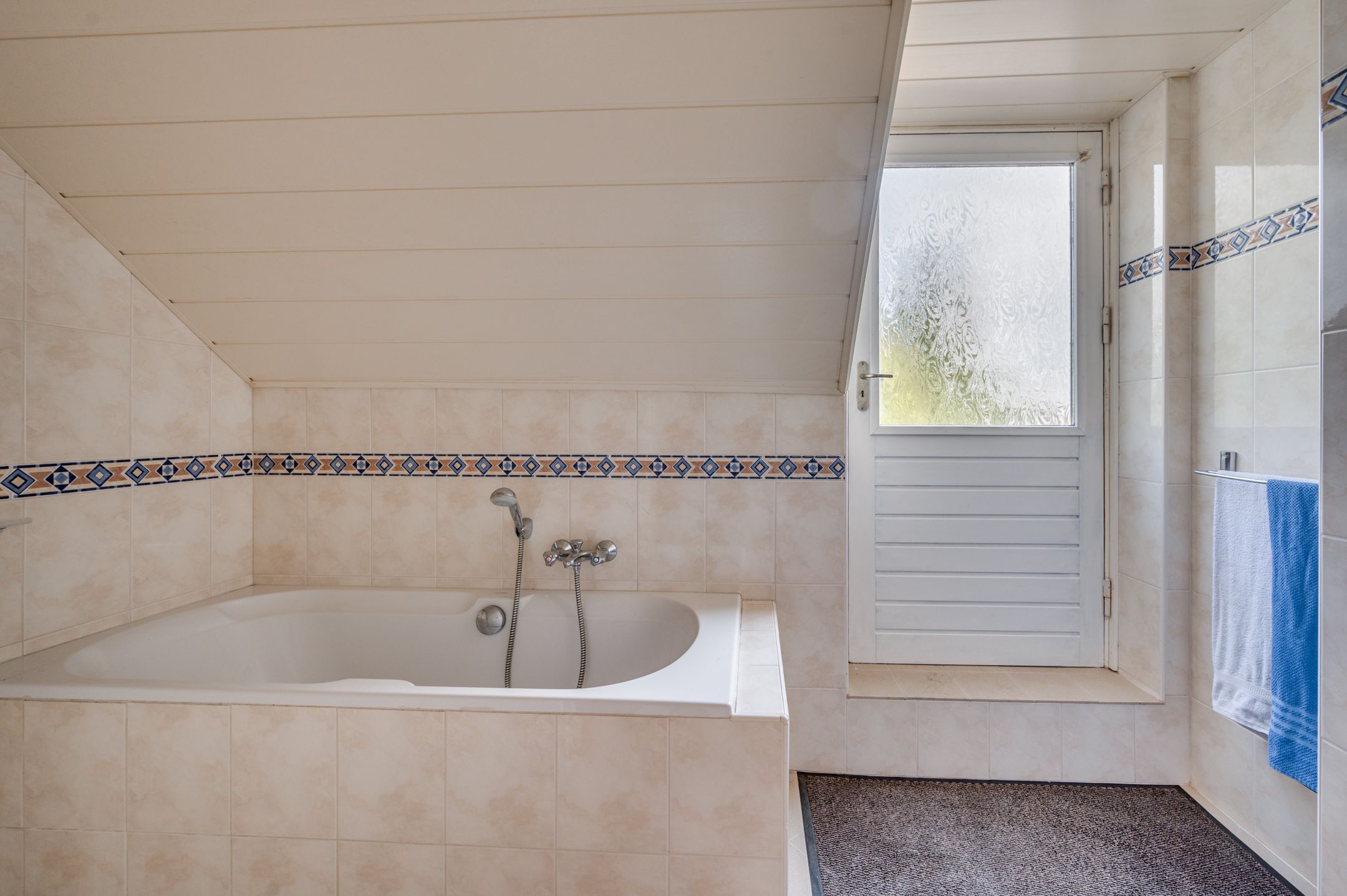 Foto 27 van Maasstraat 27