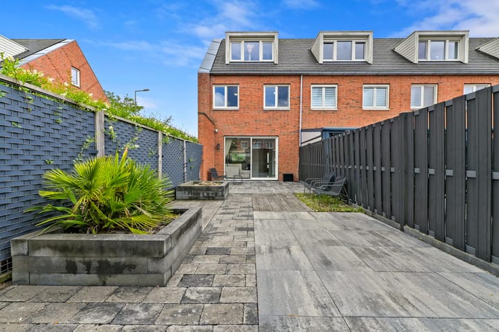 Photo 13 of Ossenisseweg 59