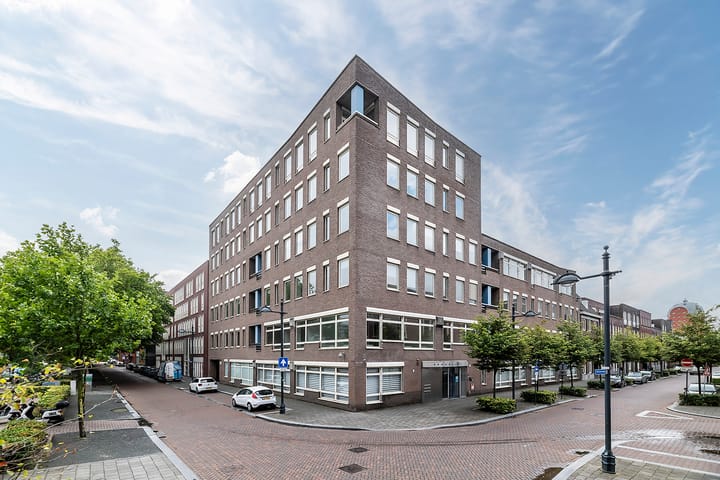 Meerten Verhoffstraat 16-34, Breda