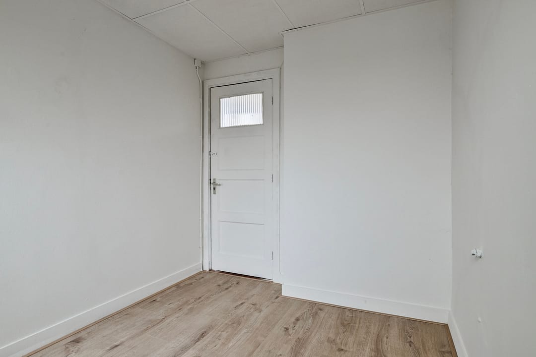 Foto 17 van Schieweg 132-B03