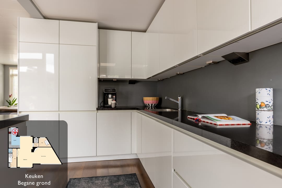 Foto 16 van v d Meerweg 10-A