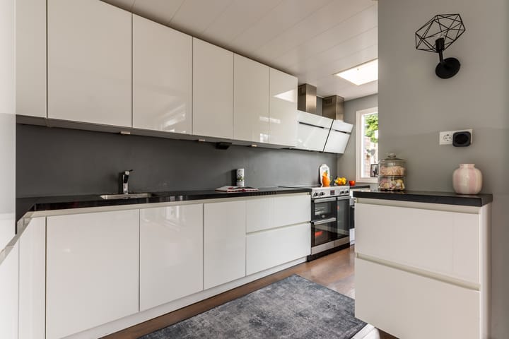 Foto 18 van v d Meerweg 10-A