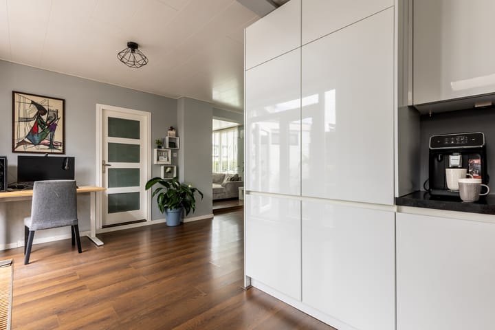 Foto 19 van v d Meerweg 10-A