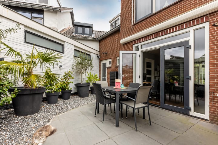 Foto 30 van v d Meerweg 10-A