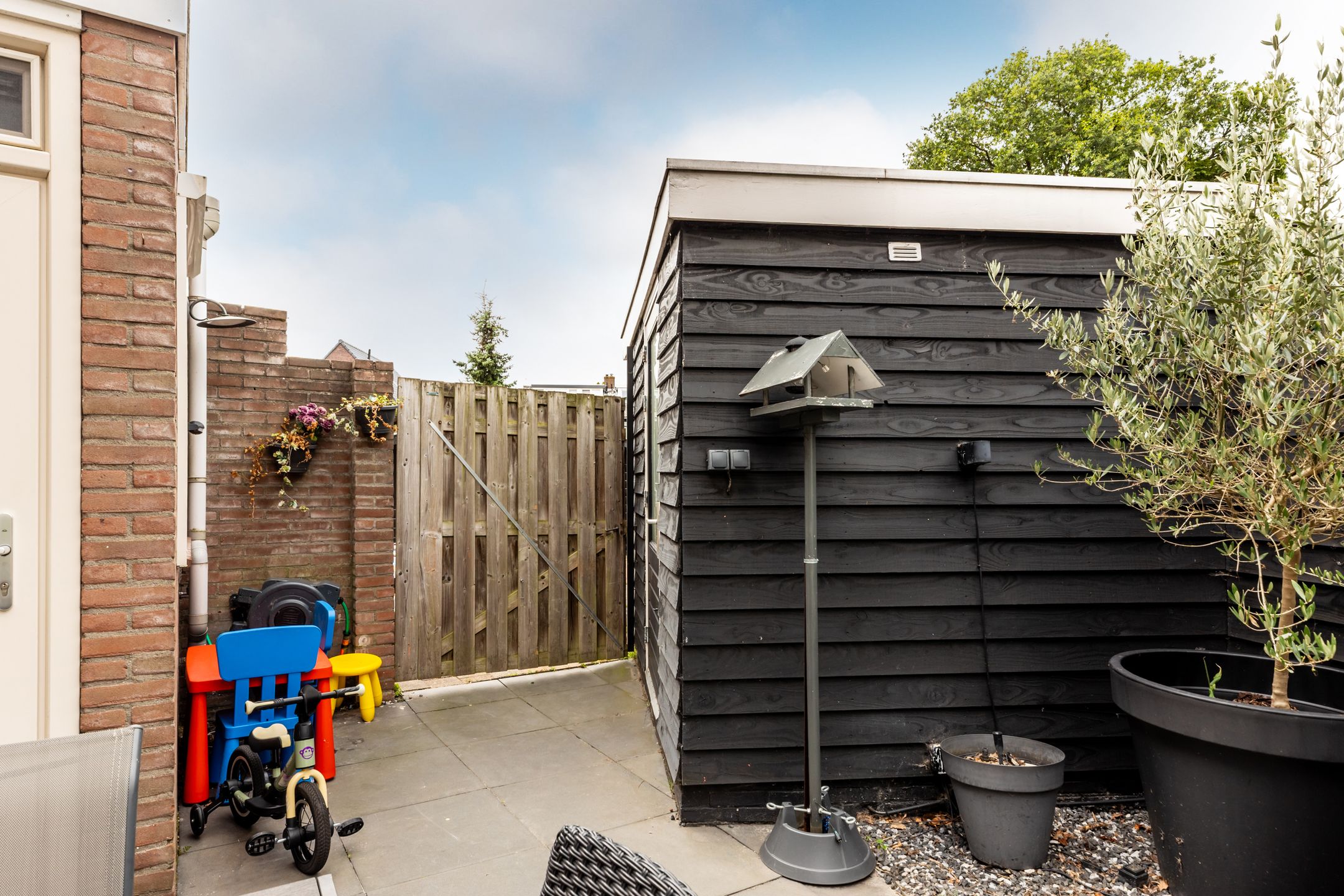 Foto 33 van v d Meerweg 10-A