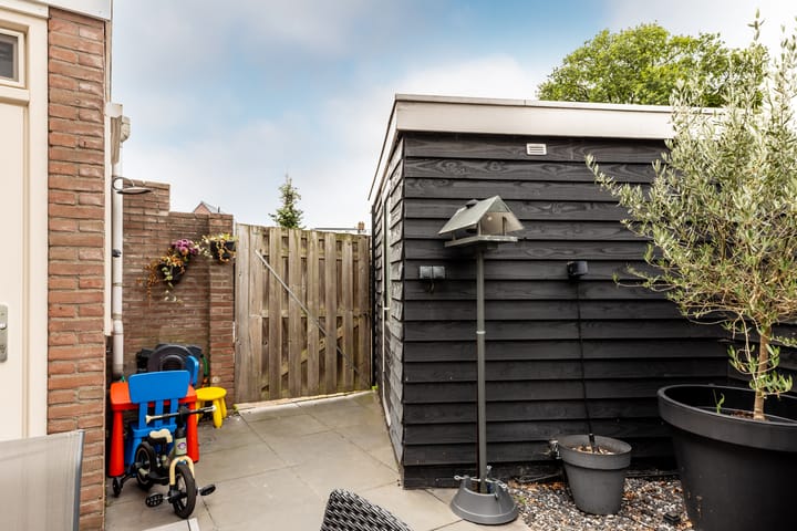 Foto 33 van v d Meerweg 10-A