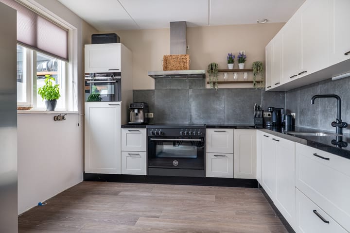 Foto 11 van Memerdastate 17